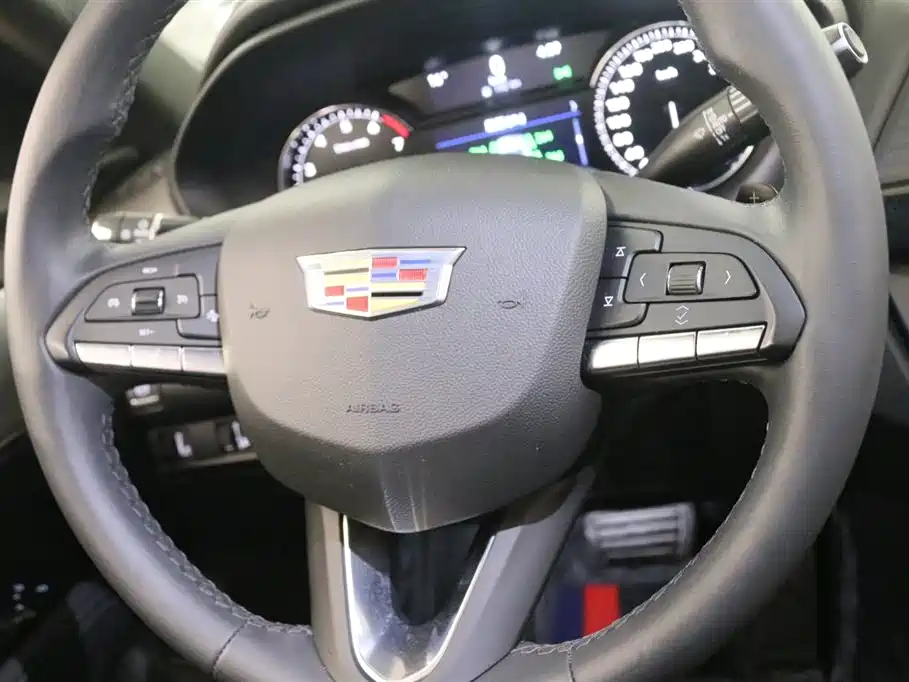 Cadillac CT4