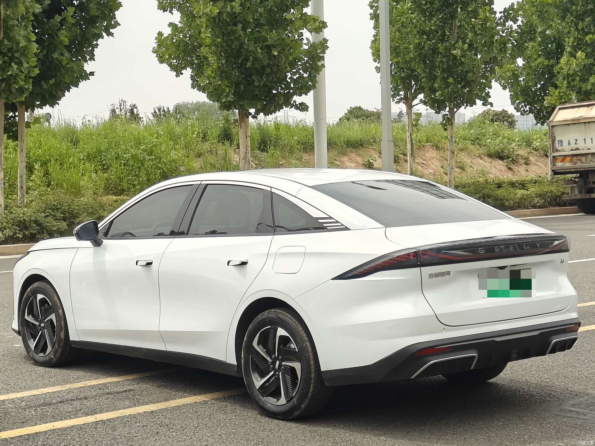 Geely Galaxy L6, 2024 6