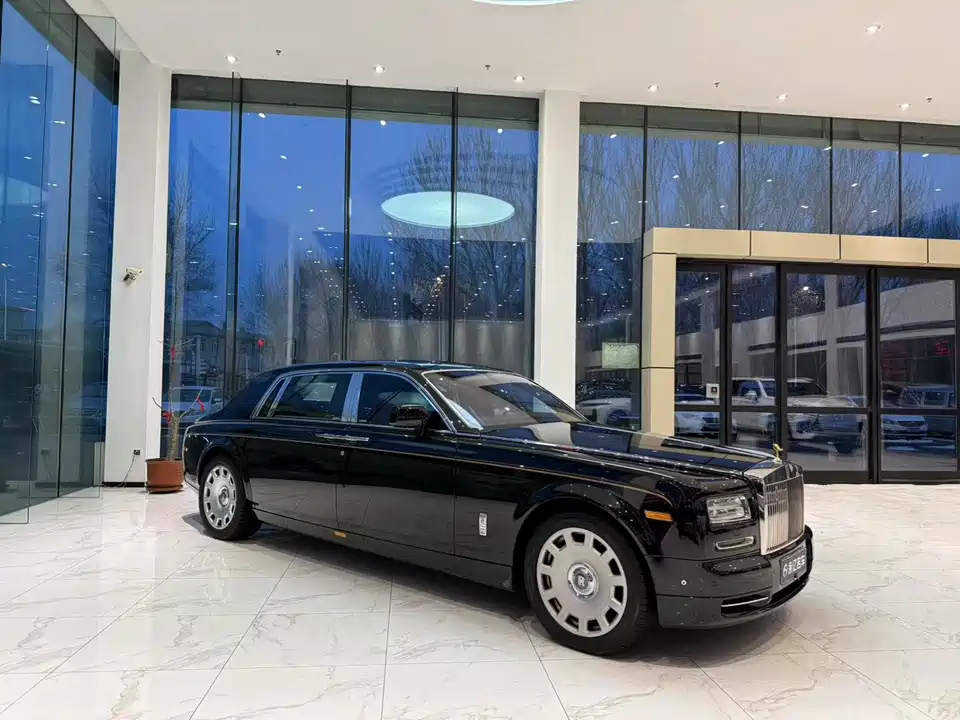 Rolls-Royce Phantom