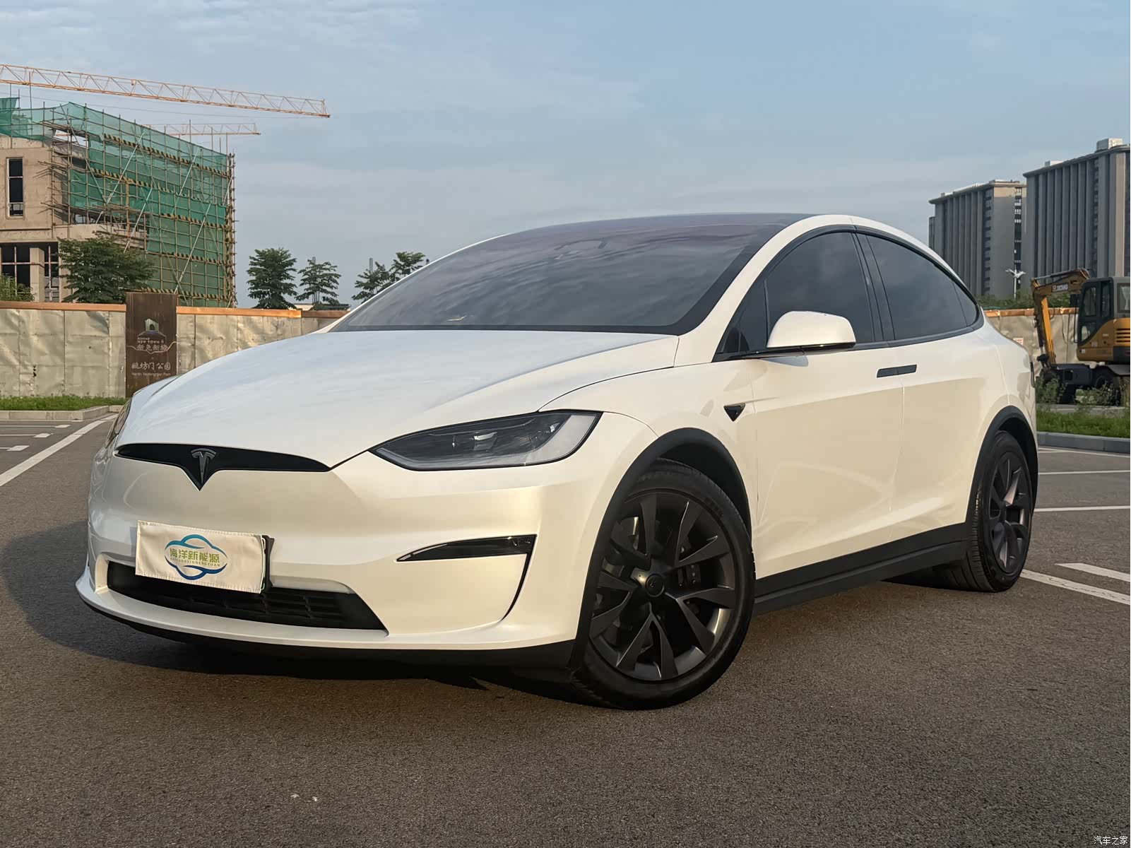 Tesla Model X, 2023 все фото