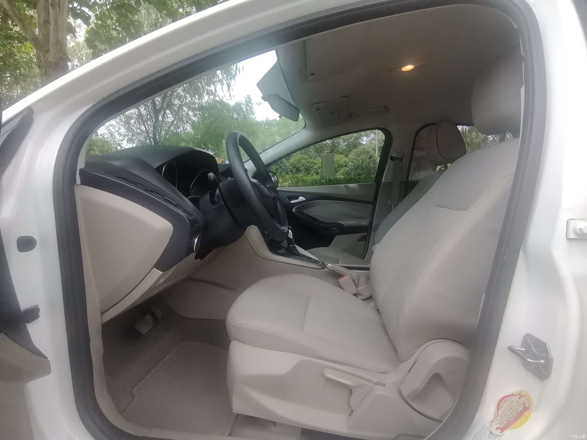 Ford Focus, 2016 8