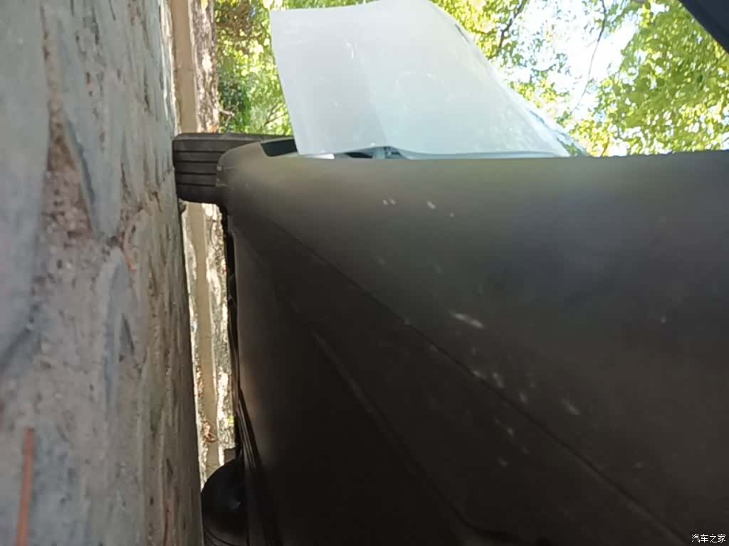 Tesla Model Y, 2024 21