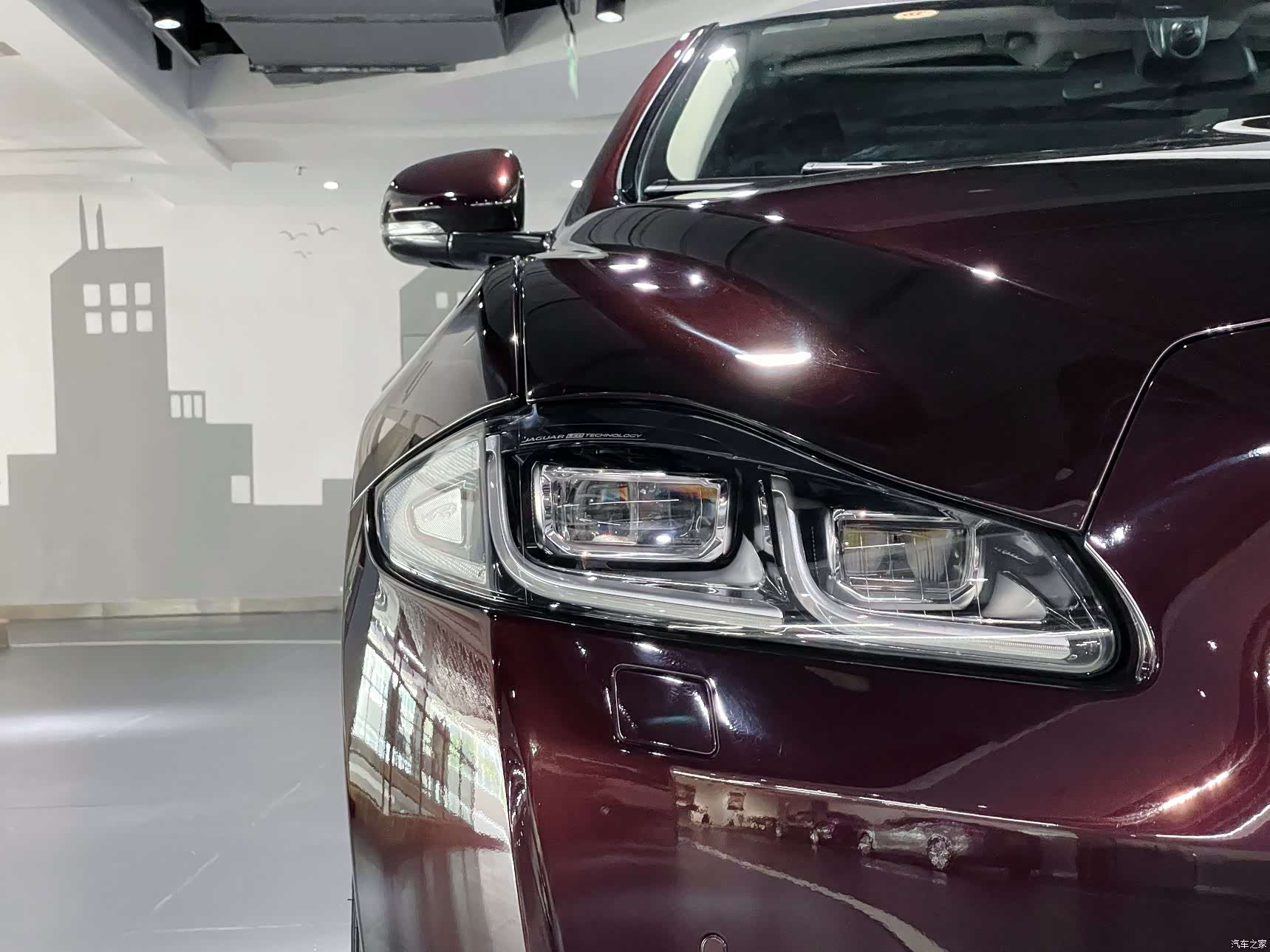 Jaguar XJ, 2017 9
