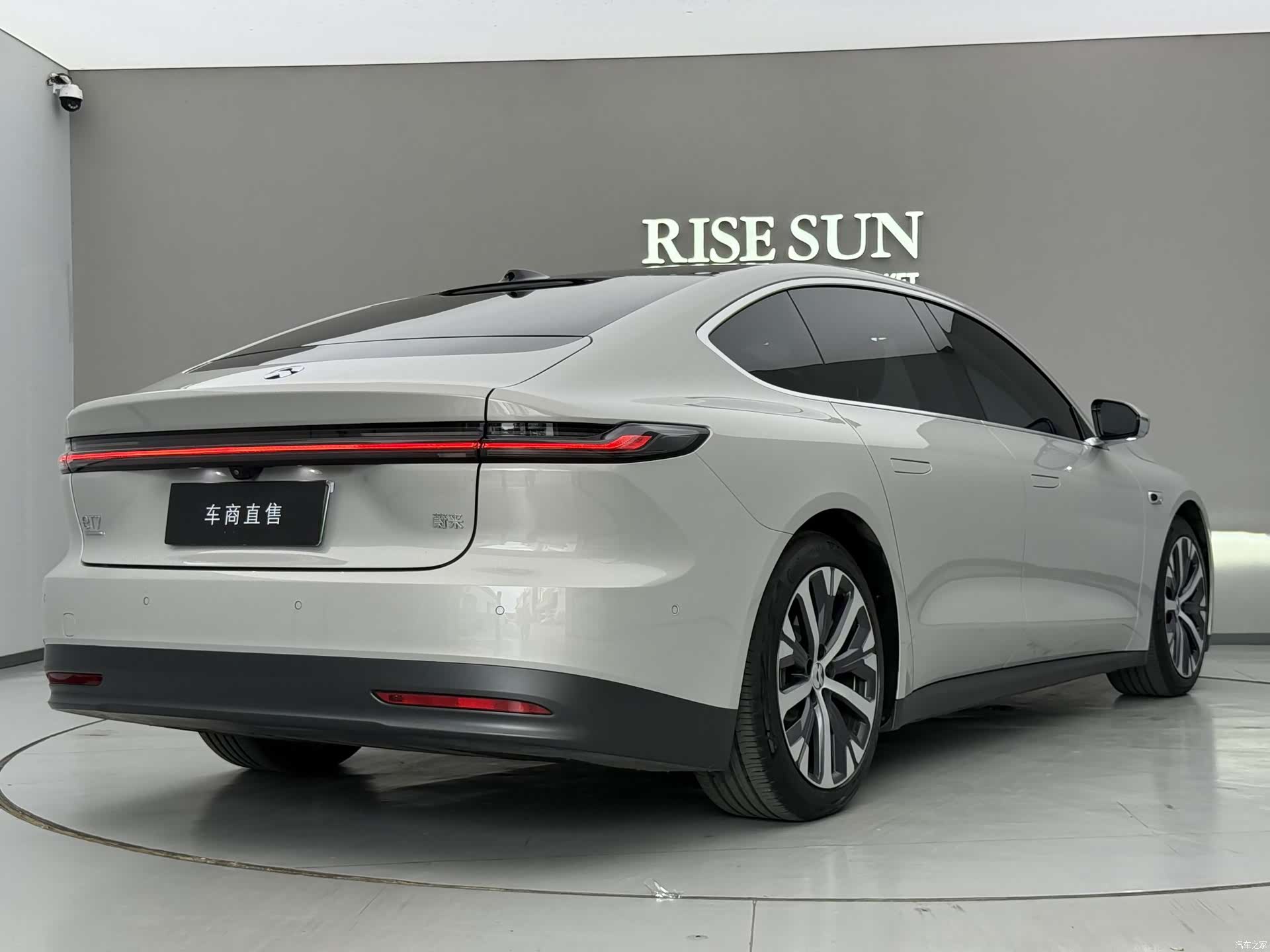 NIO ET7, 2025 все фото