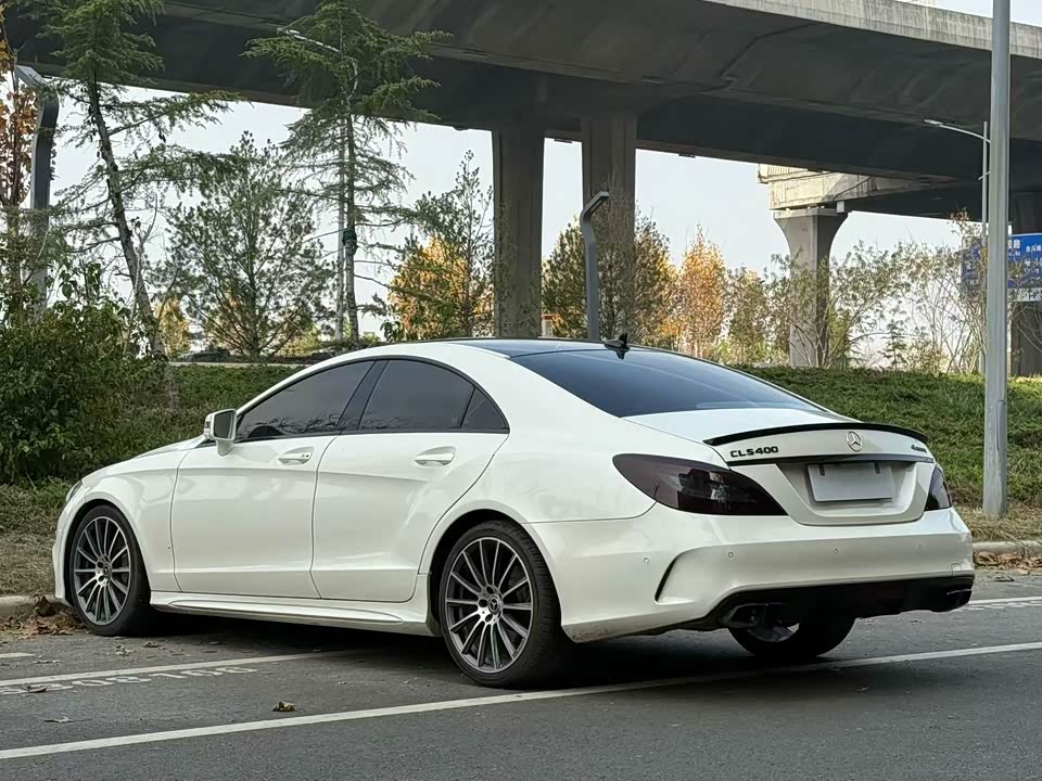 Mercedes-Benz CLS