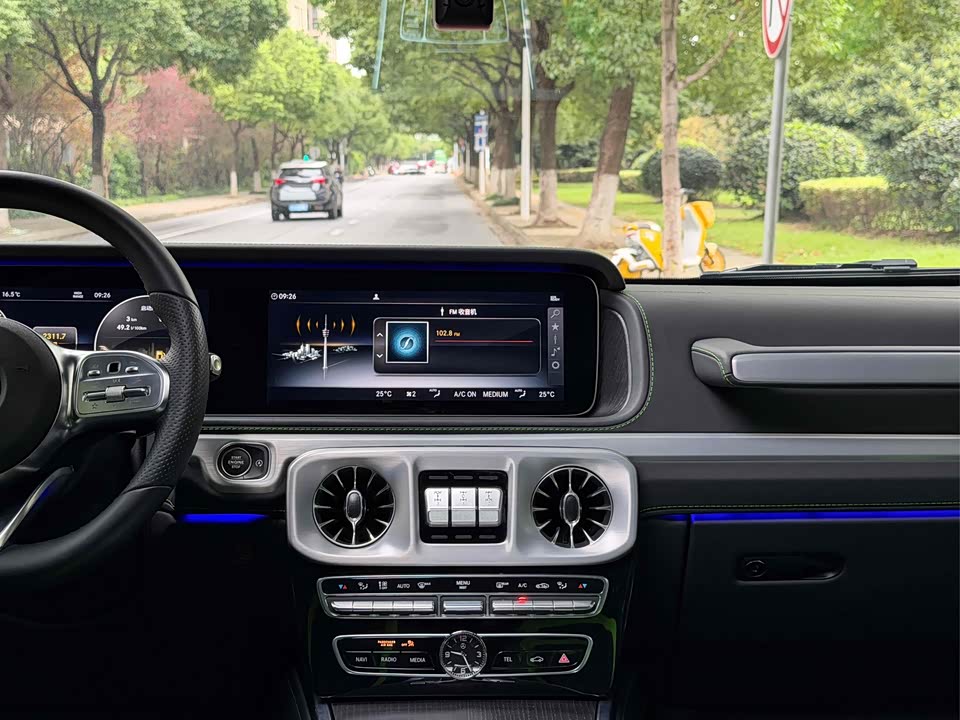 Mercedes-Benz G-class