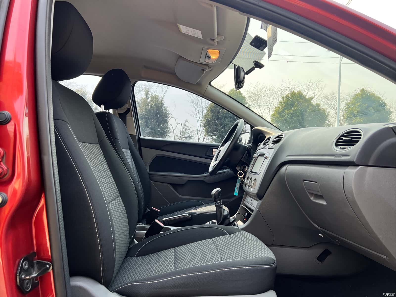 Ford Focus, 2015 13