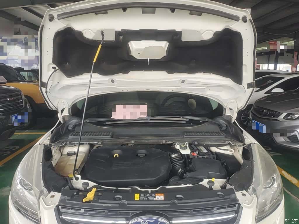 Ford Kuga, 2014 20