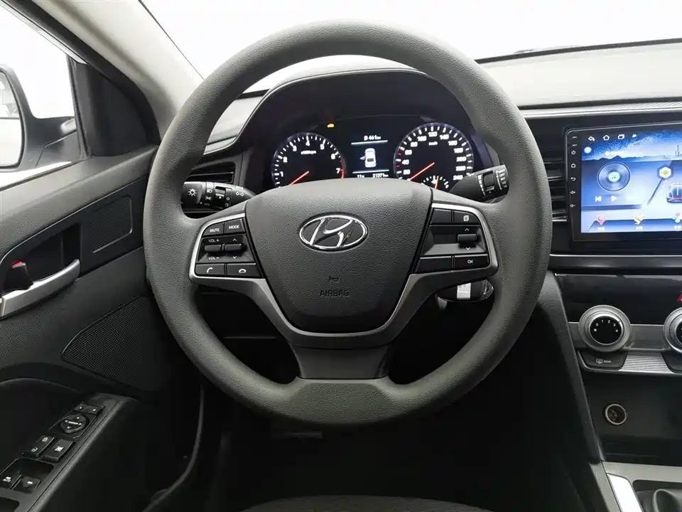Hyundai Lead
