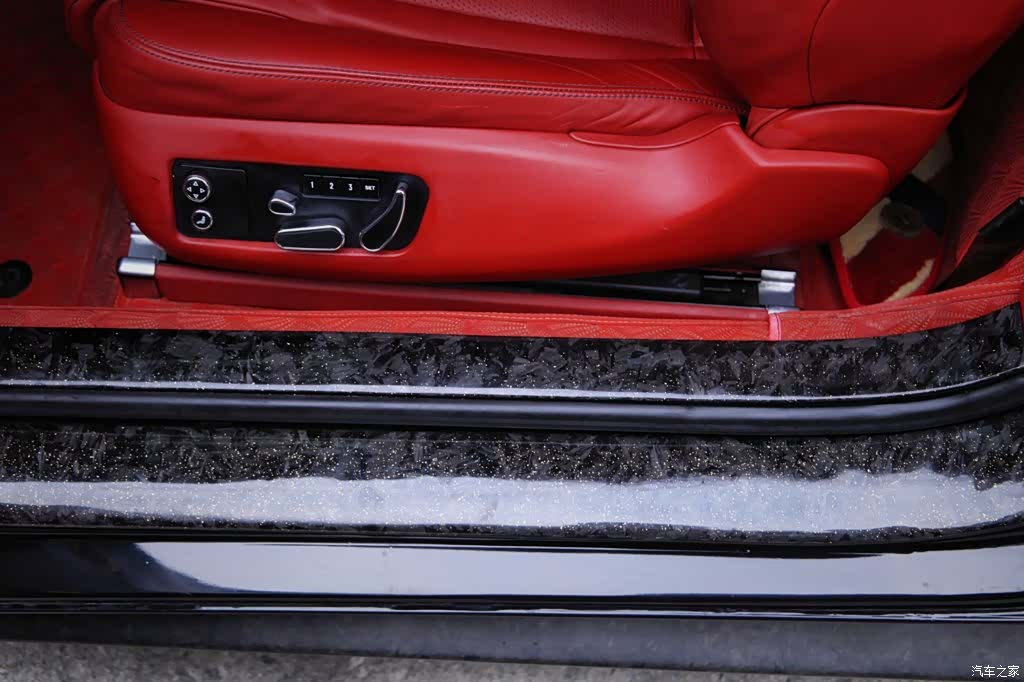 Bentley Continental GT, 2015 11