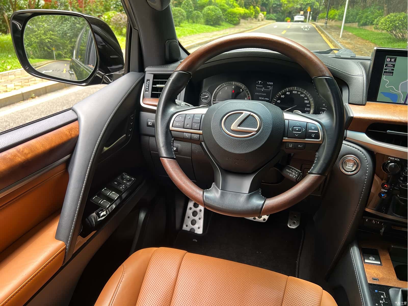 Lexus LX, 2022 7