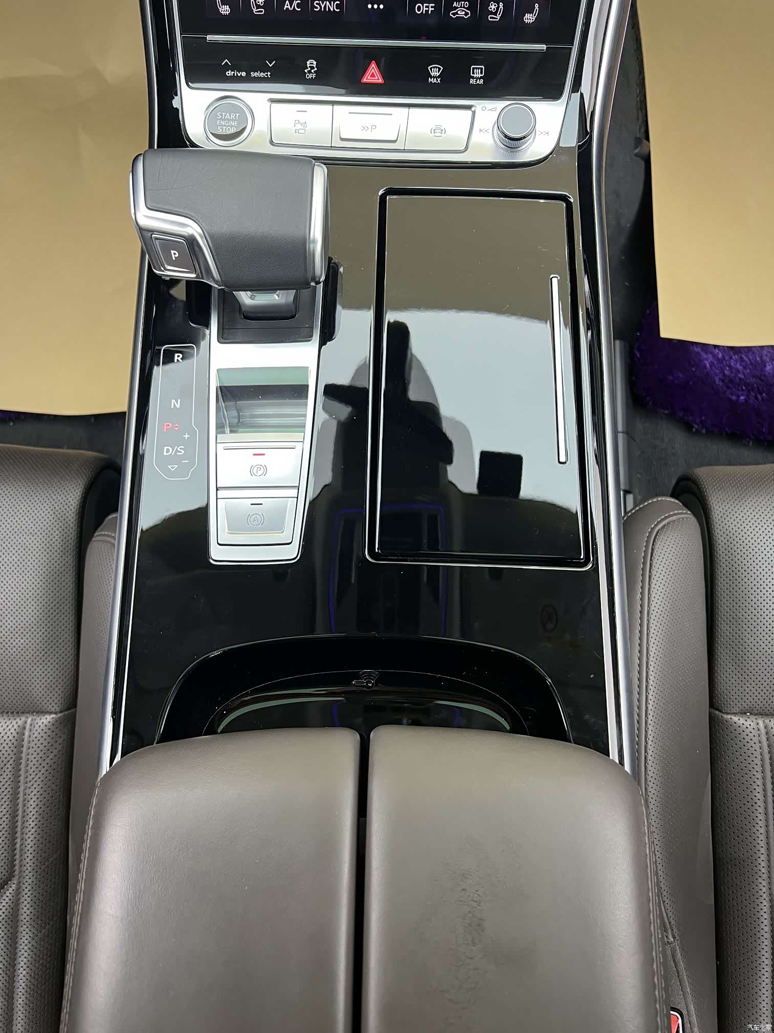 Audi A8L, 2021 30
