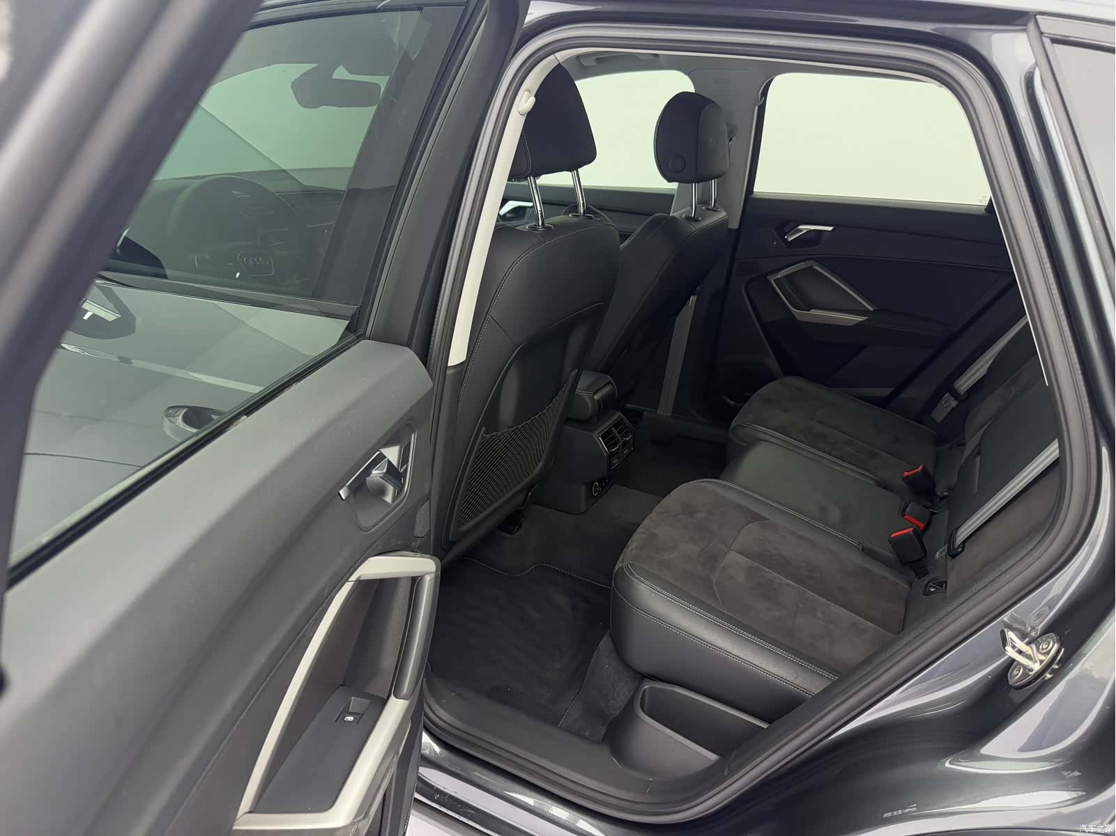 Audi Q3, 2022 14
