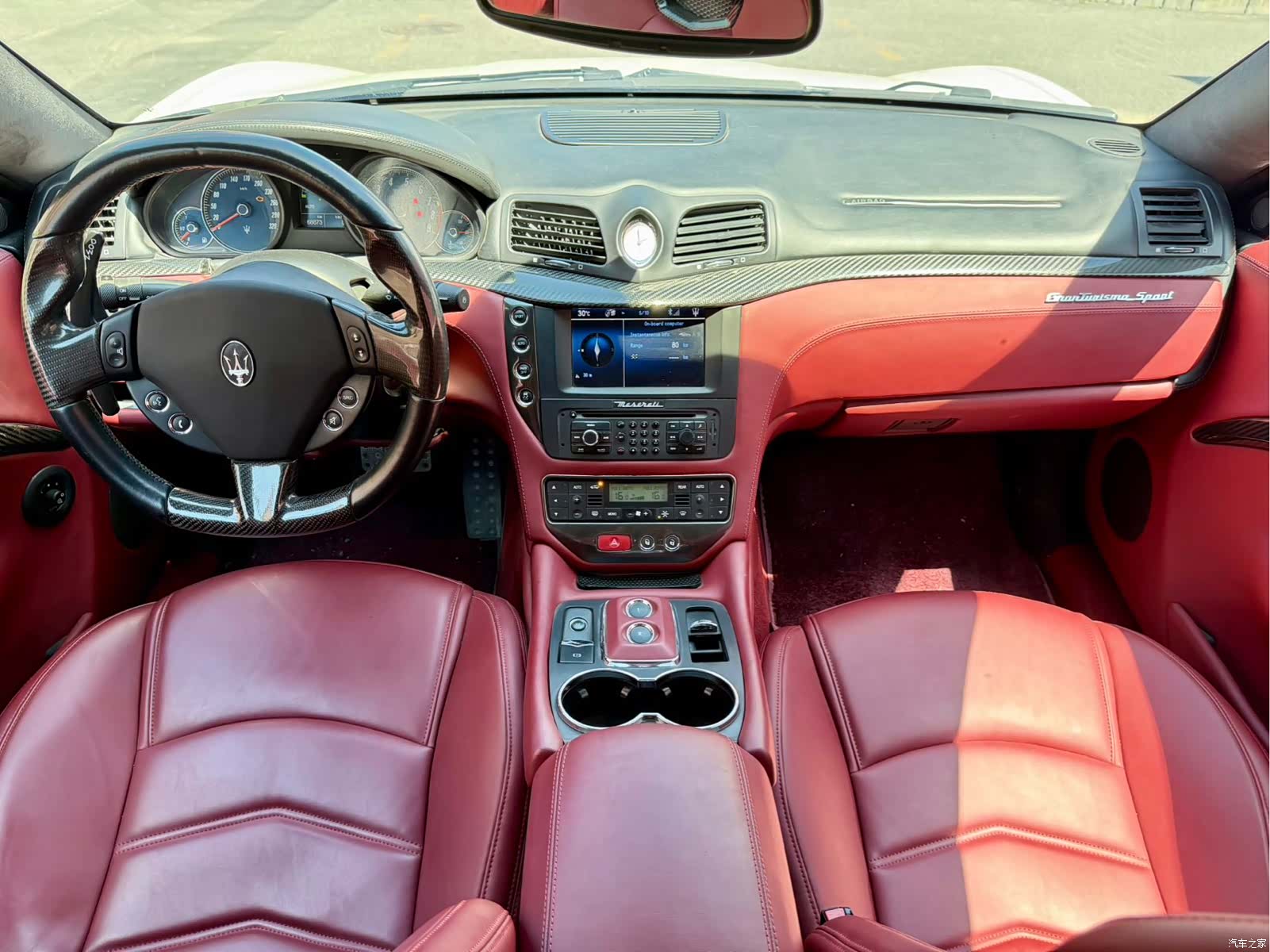 Maserati GranTurismo, 2013 11