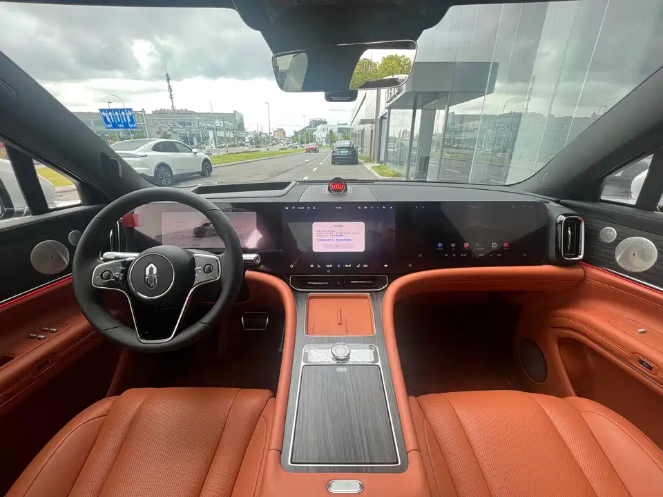 AITO Ask the world M9