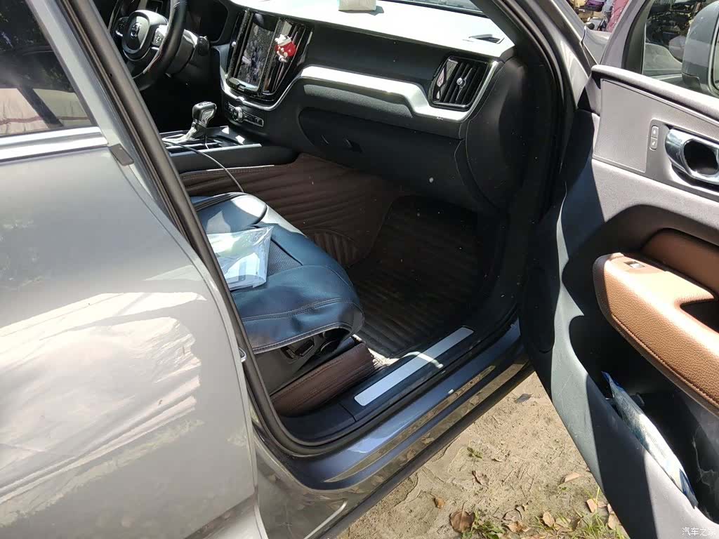 Volvo XC60, 2021 21