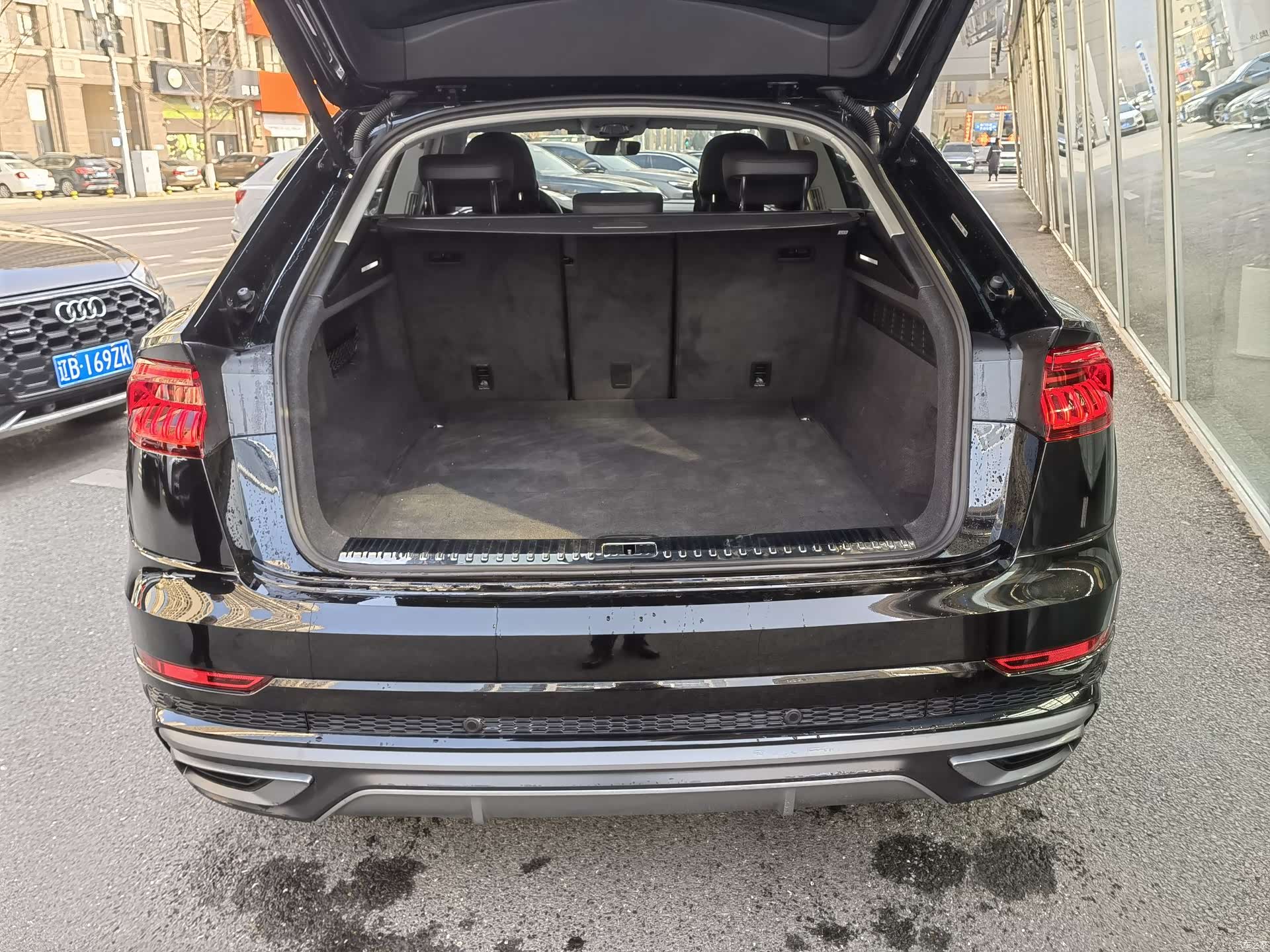 Audi Q8, 2024 8