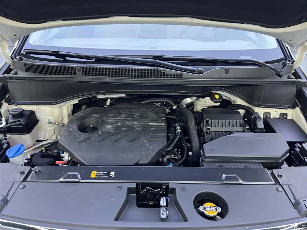 Hyundai Custo, 2022 29