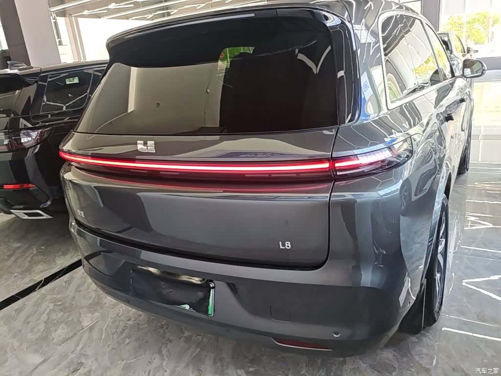 Li Auto L8, 2023 6