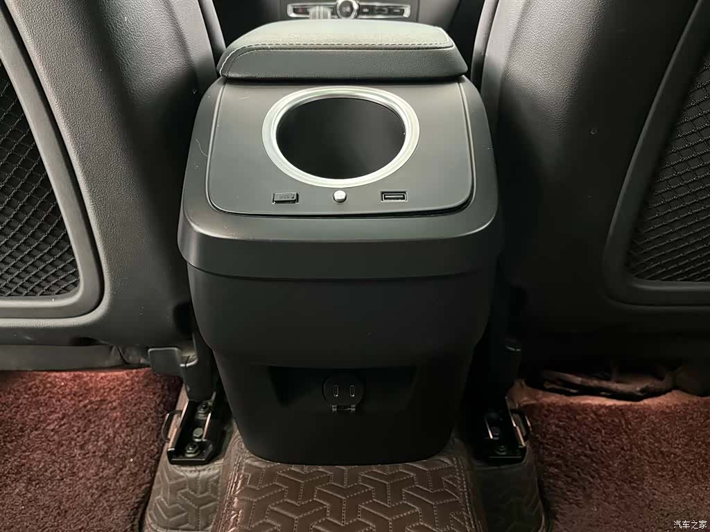Volvo XC60, 2022 16
