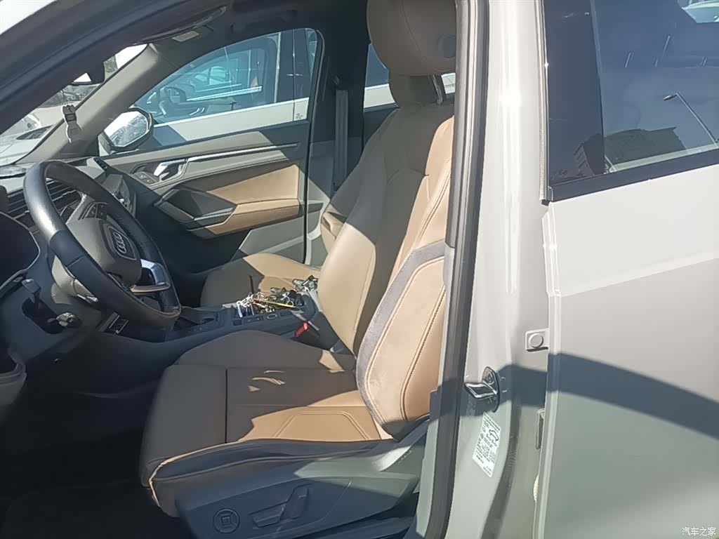 Audi Q3, 2024 15
