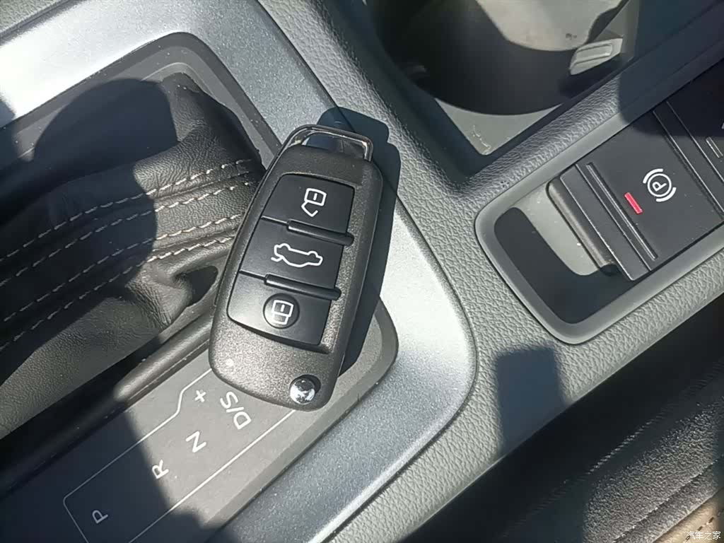 Audi Q3, 2024 9