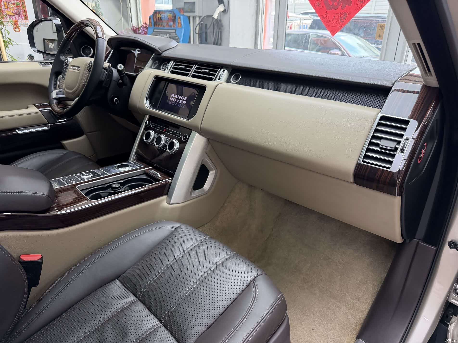 Land Rover Range Rover, 2013 16