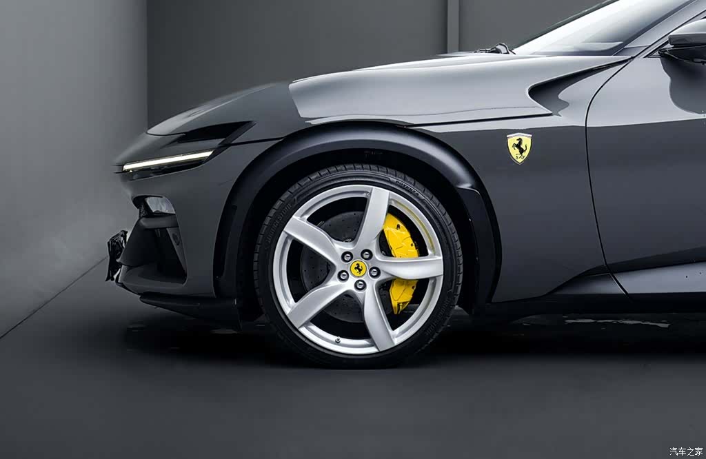 Ferrari Purosangue, 2025 все фото