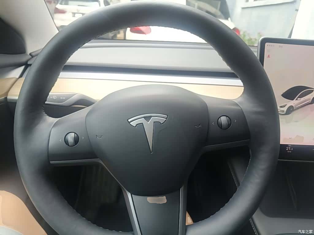 Tesla Model 3, 2023 11