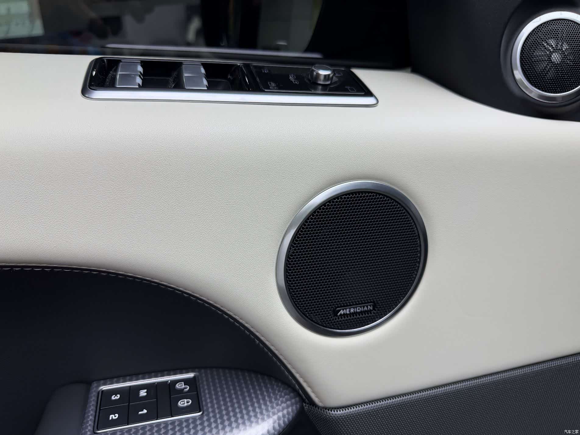 Land Rover Range Rover, 2019 38