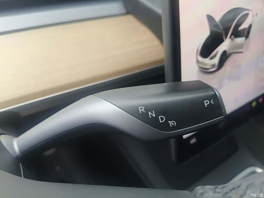 Tesla Model 3, 2023 14