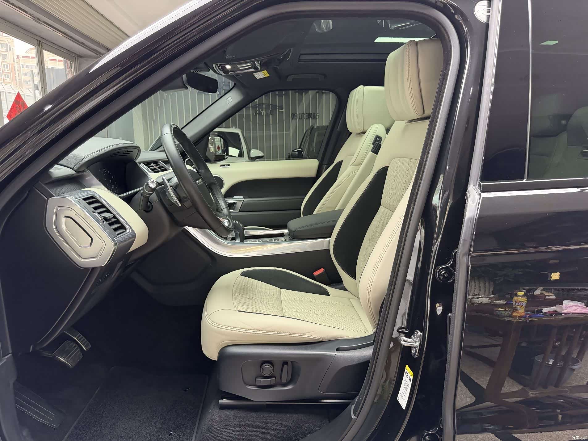 Land Rover Range Rover, 2019 10