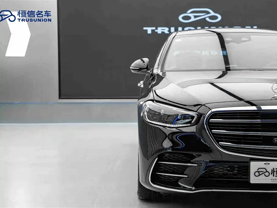 Mercedes-Benz S-class Mercedes-Benz S-class