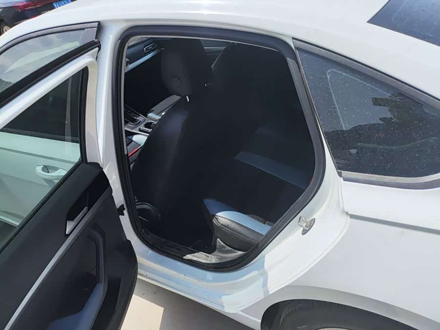 Volkswagen Lavida 2024, фото 6
