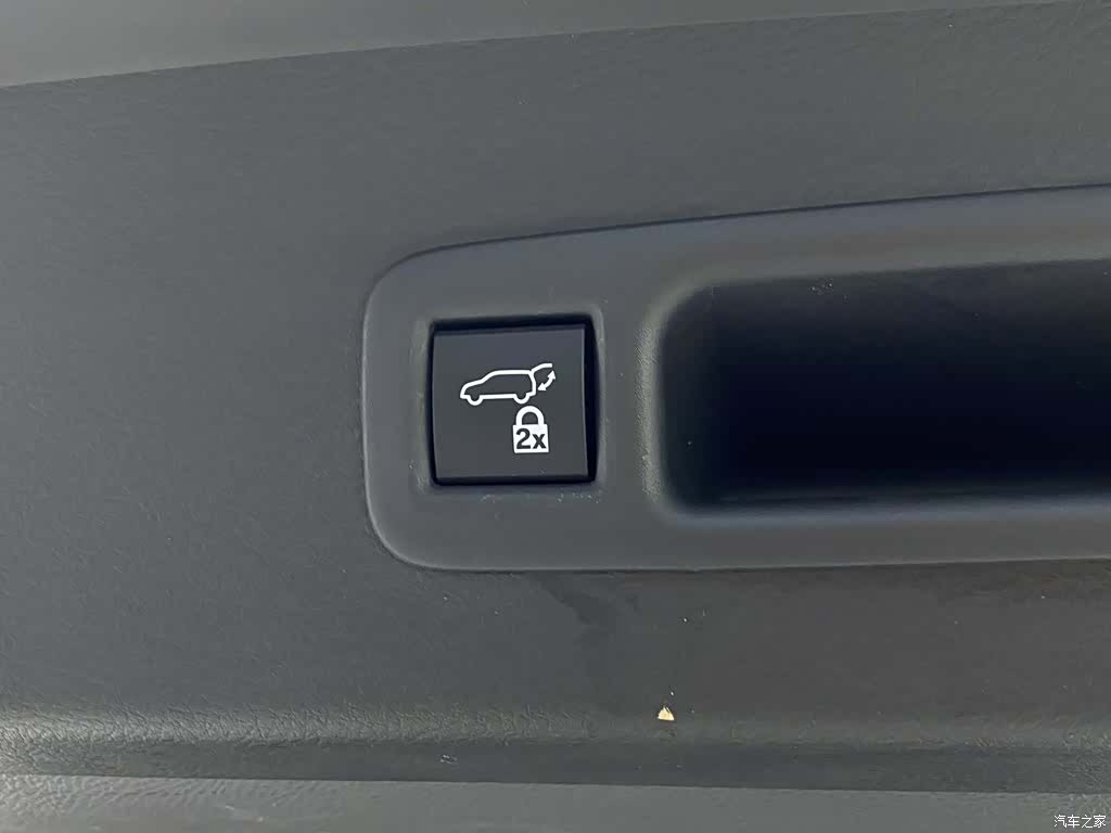 Toyota Granvia, 2024 29