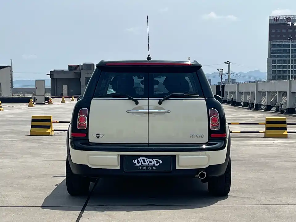 MINI CLUBMAN