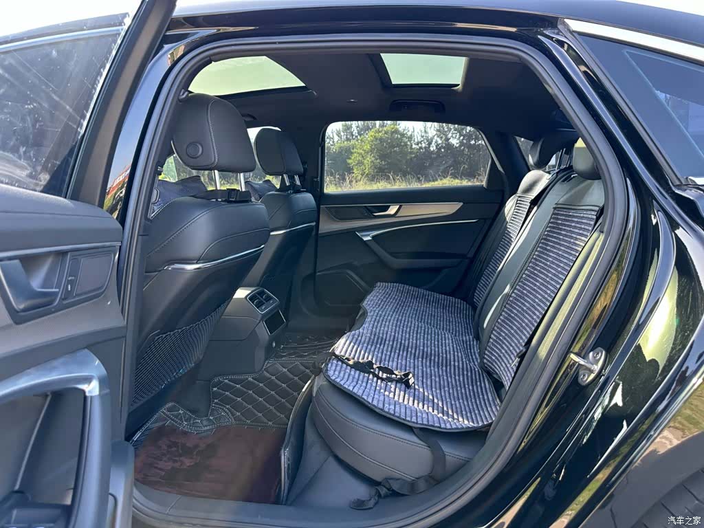 Audi A6L, 2021 9