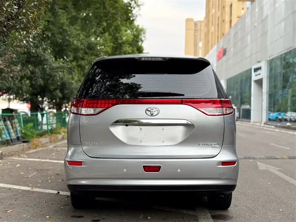 Toyota Previa