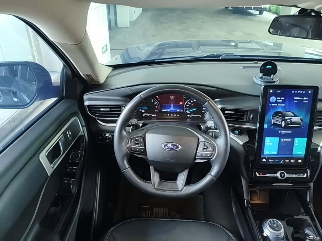 Ford Explorer, 2020 11