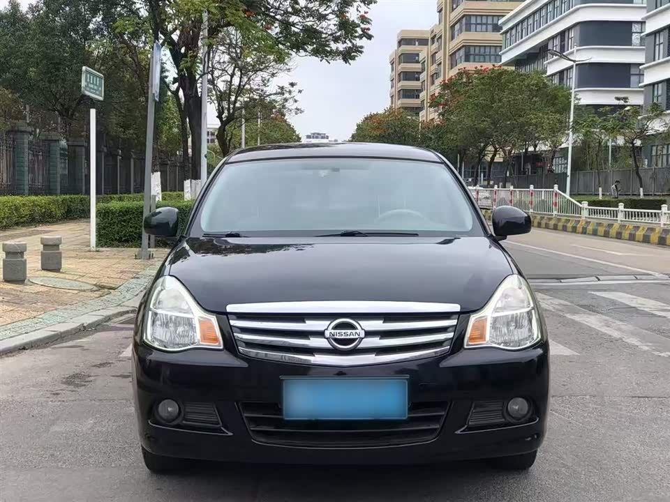 Nissan Xuan Yi