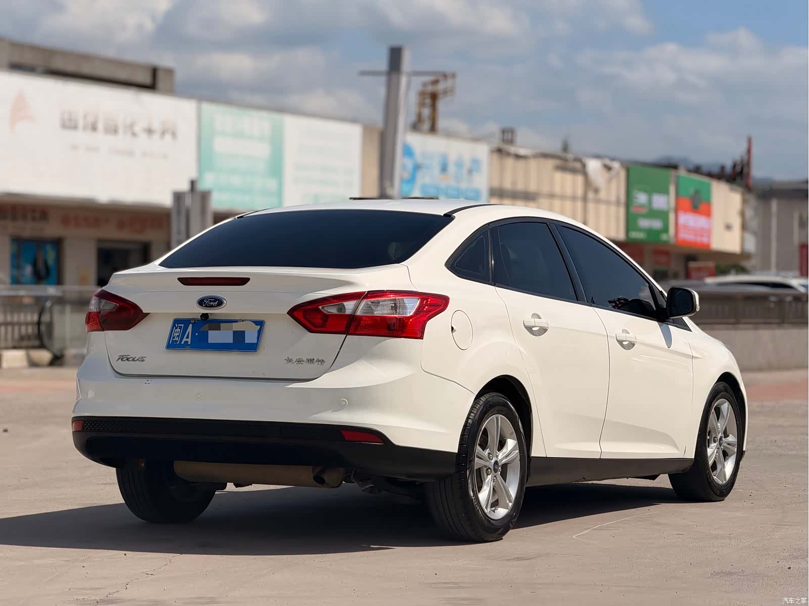 Ford Focus, 2015 4
