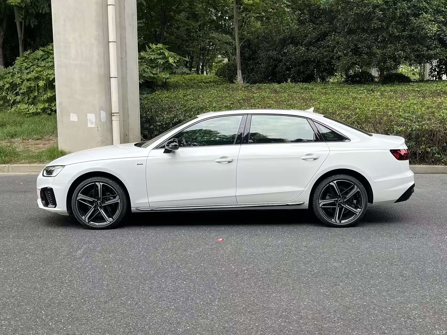 Audi A4L, 2025 4