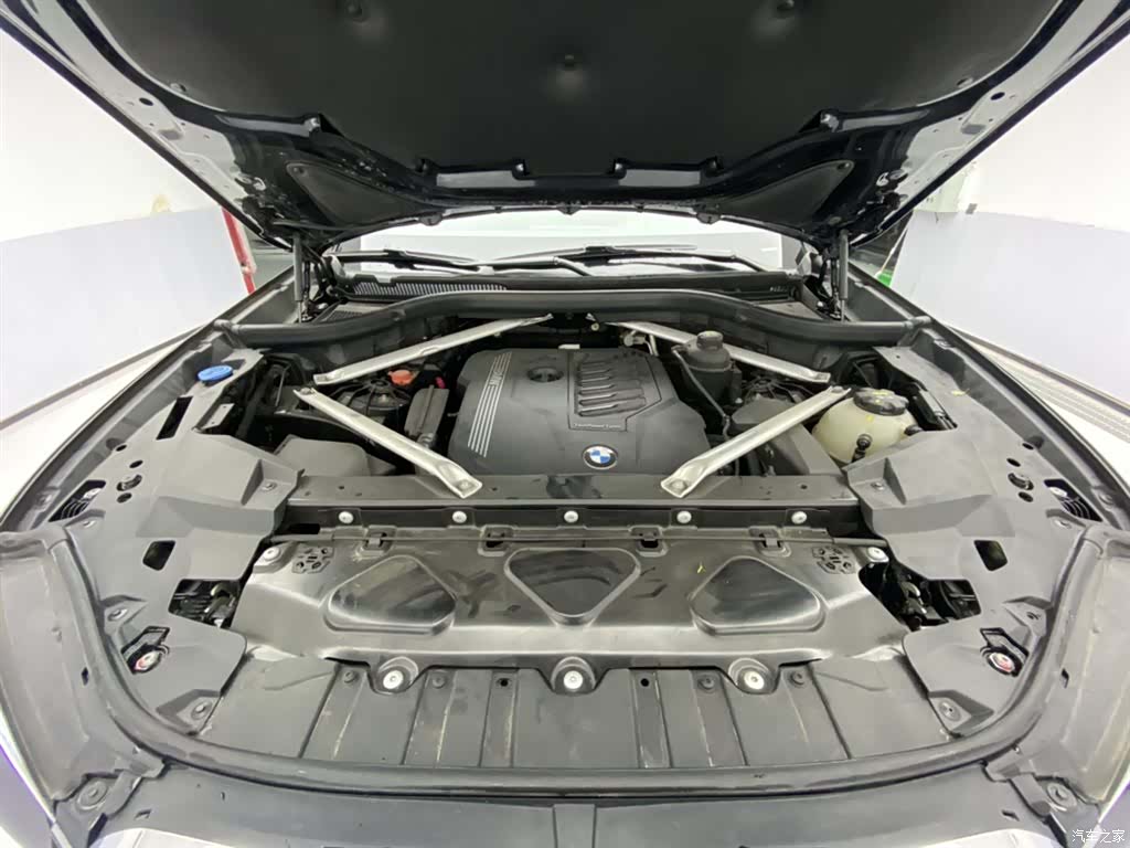 BMW X5, 2019 12