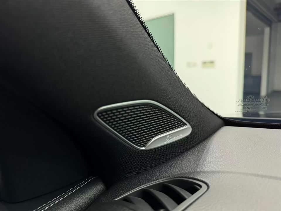 Mercedes-Benz GLB AMG