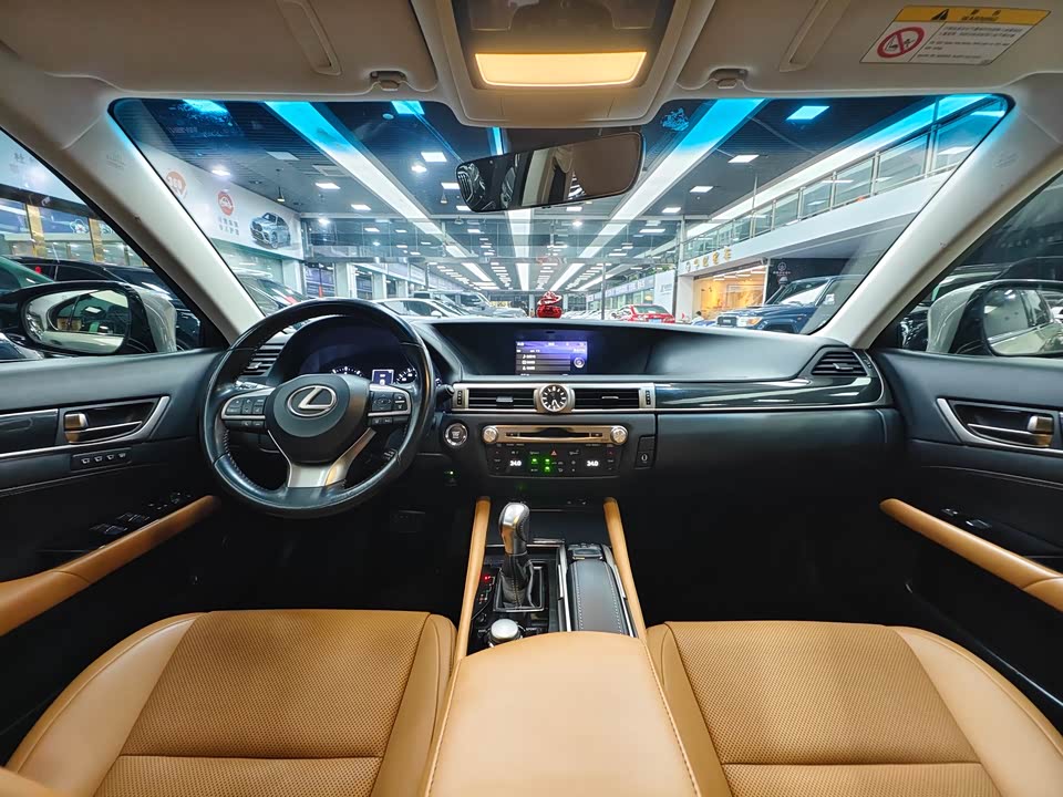 Lexus GS