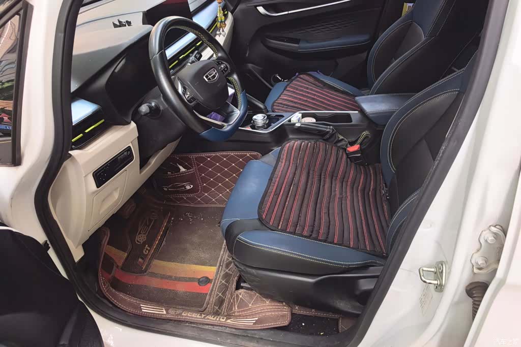 Geely EX3, 2022 9