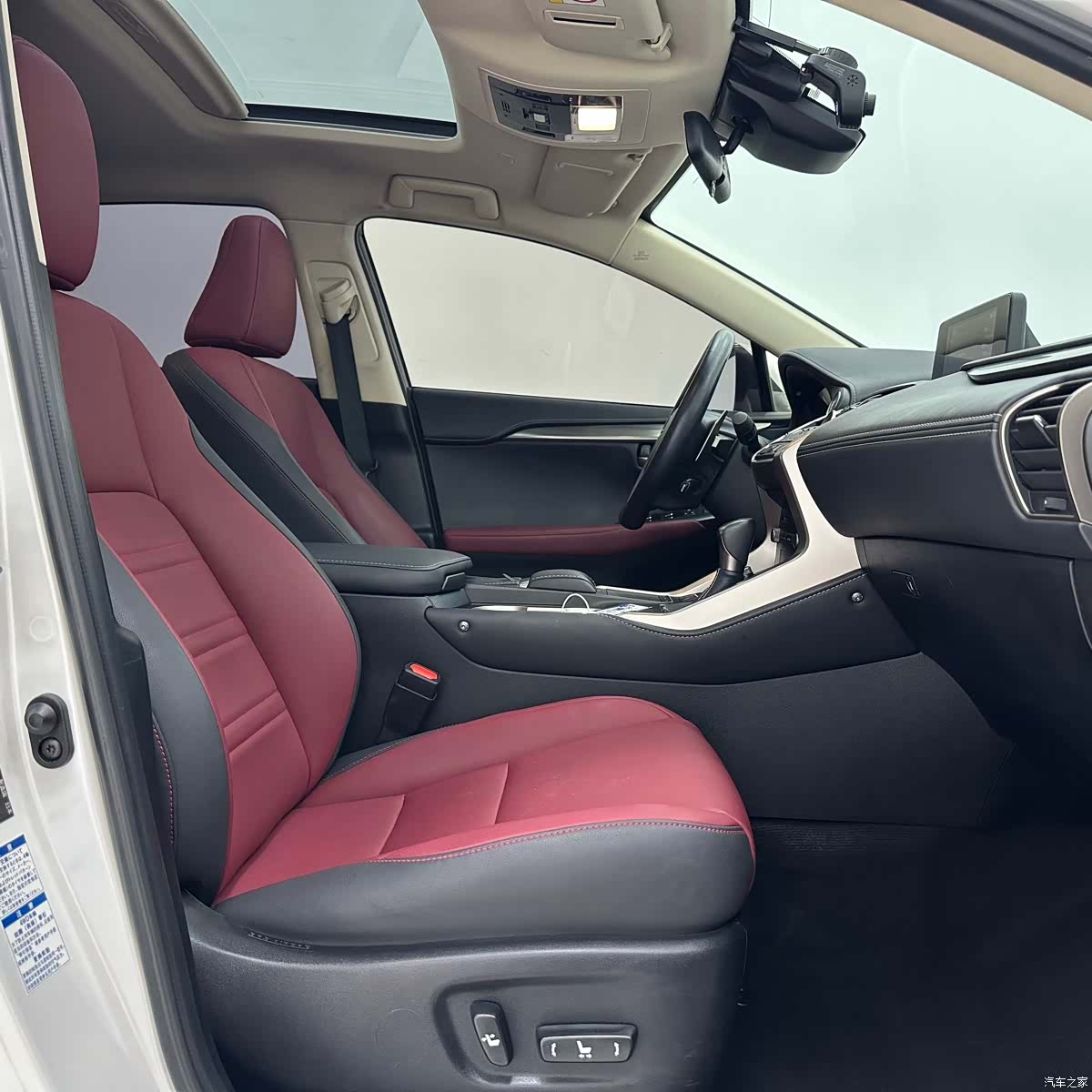 Lexus NX, 2021 9