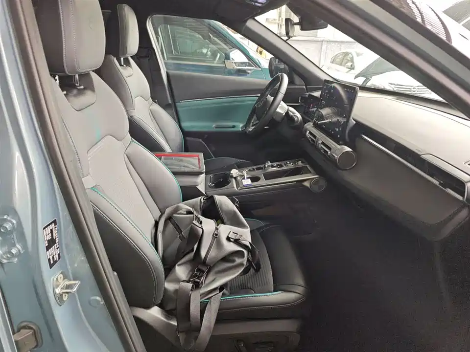 Trumpchi Shadow cool