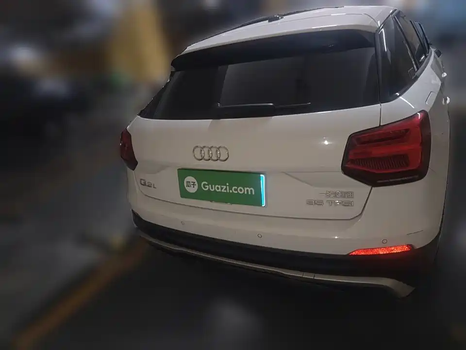 Audi Q2L