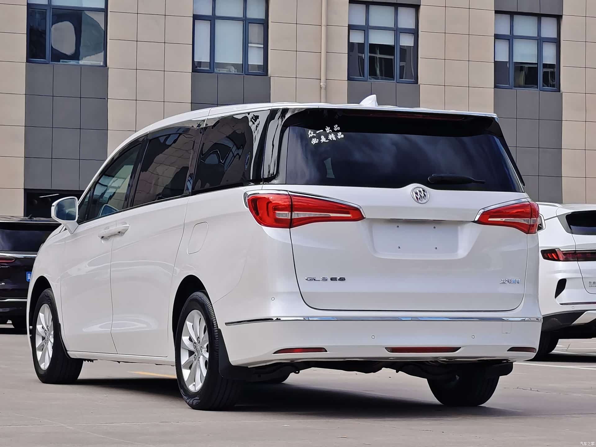 Buick GL8, 2018 все фото